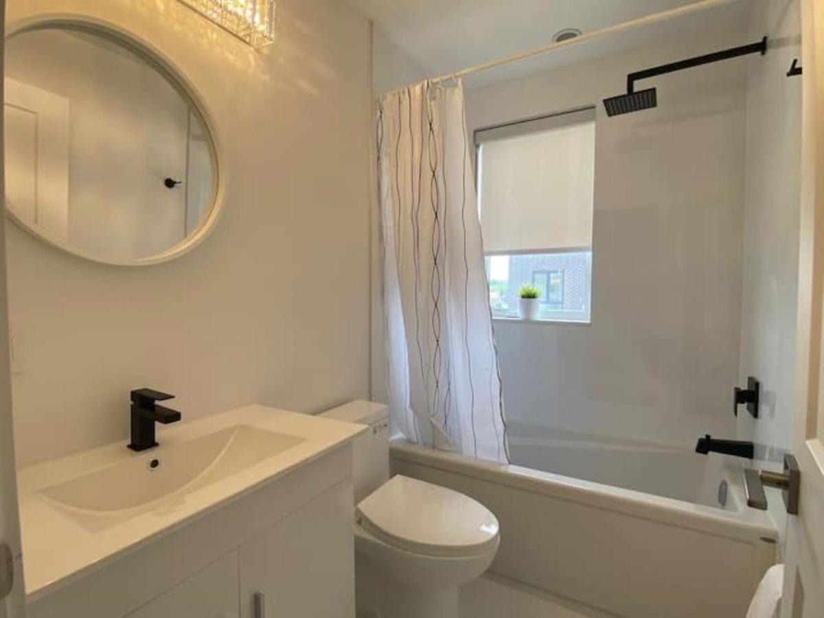 Stylish Townhome Gem With Several Amenities Just Minutes To The Falls ไนแอการาฟอลส์ ภายนอก รูปภาพ